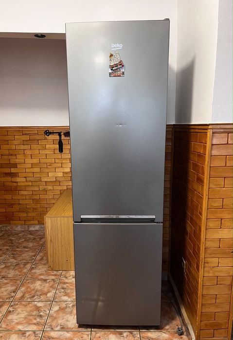 Frigider încapator