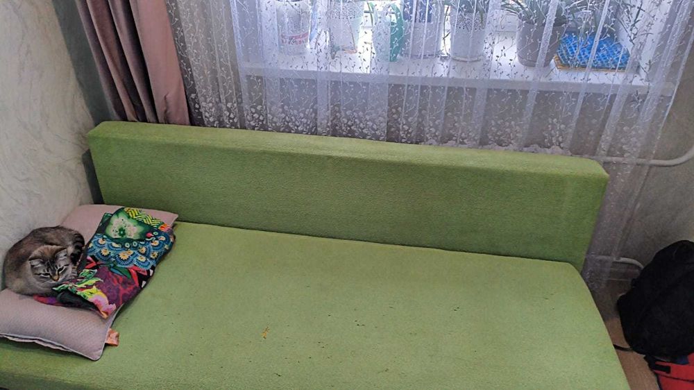 Даром самовывоз Диван еврокнижка