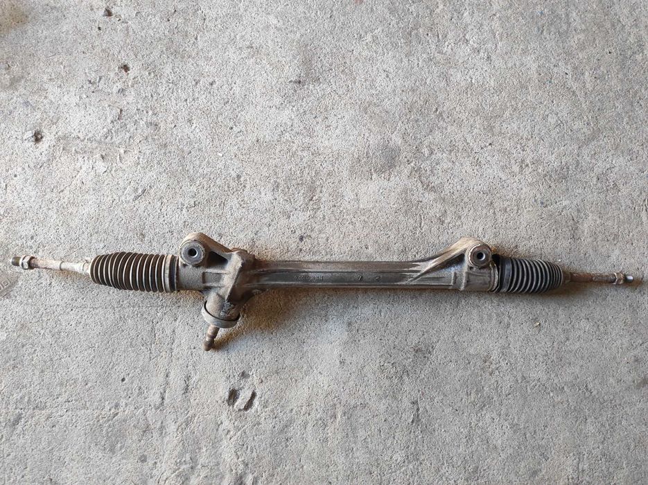 Рулевая рейка на Тойота