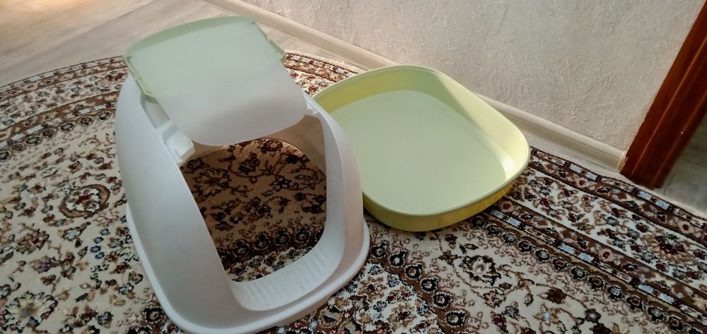 Лоток для кошек и собак