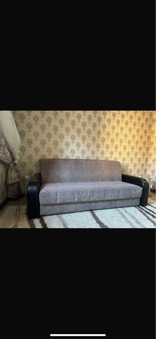 Продам Диван в хорошем состоянии