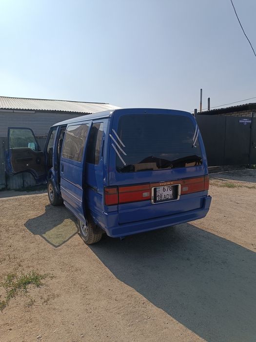 Продам Nissan Homy