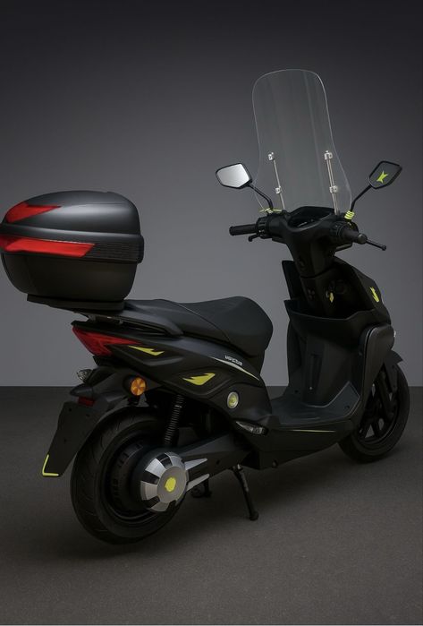 Scuter Electeic ca si nou