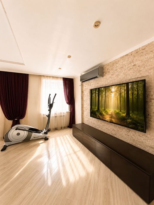 Продам 3 к квартиру 111 м2 в Парке