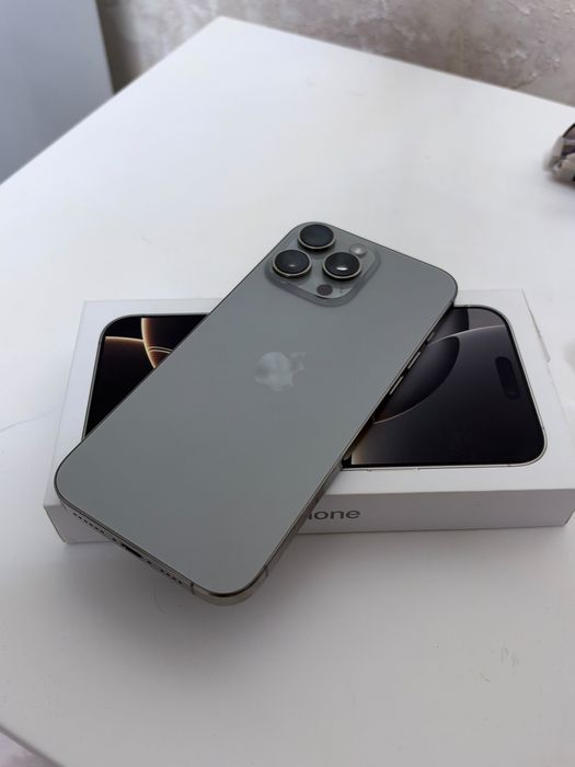 Продам Iphone 16 pro max 256gb
