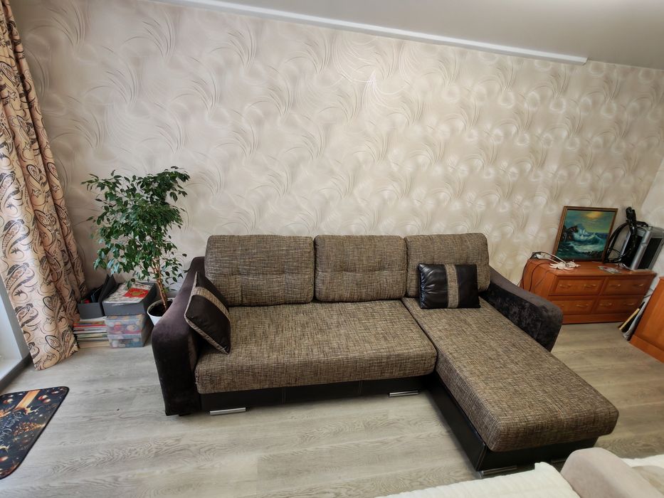 Диван для гостиной