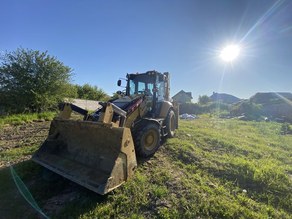 Buldoexcavator de inchiriat