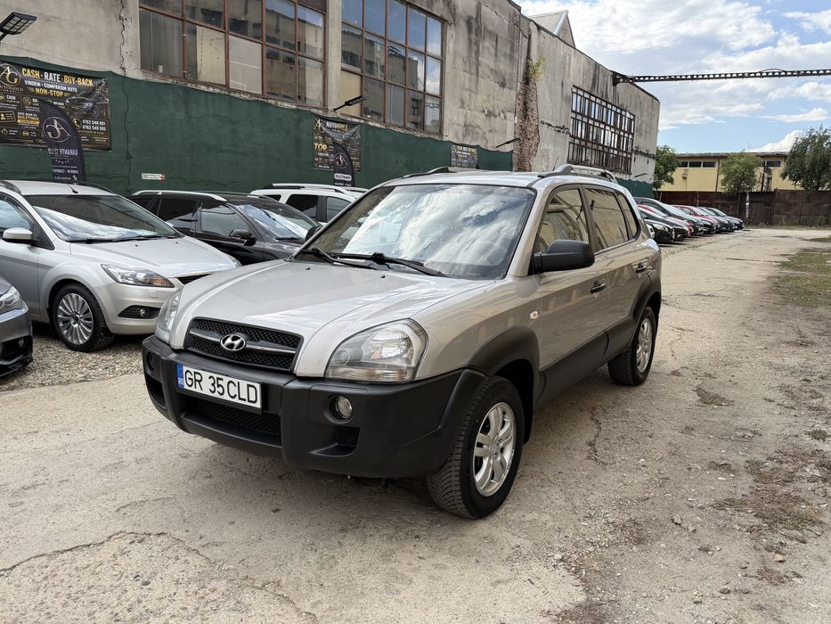 Hyundai Tucson 2.0 Benzină + GPL • 141 CP • ITP 09.2027 • GPL 2036 • AC • TCS