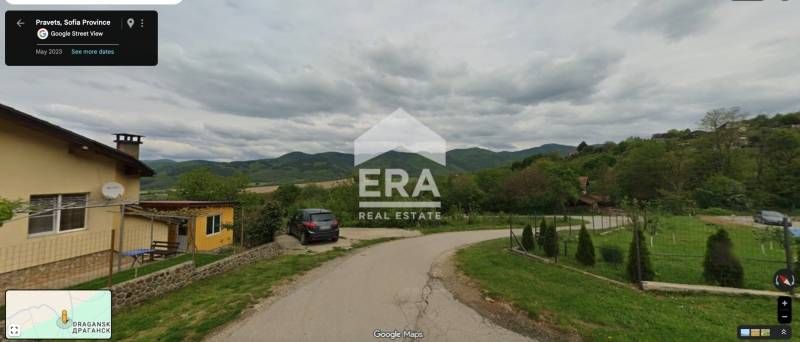 Парцел УПИ в гр. Правец за строеж на къща с панорама