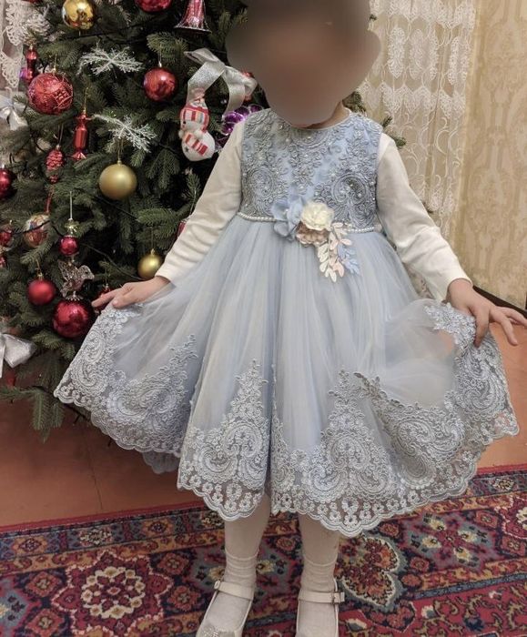 Платье фирмы Miss Trendy на 3-5 лет