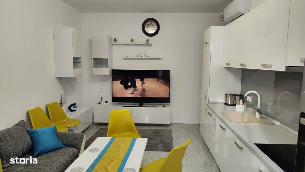 Garsoniera spatioasa , decomandată, utilată complet, etaj 1 , Cireșica