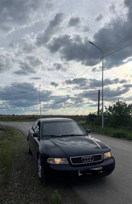 Audi A4,1999 года,1,8