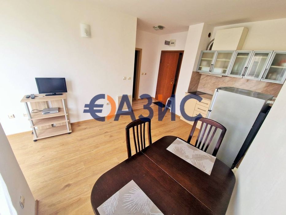 Продава се Двустаен апартамент в к.к. Слънчев бряг - 46 кв.м за 1348 €/кв.м - Снимка #3