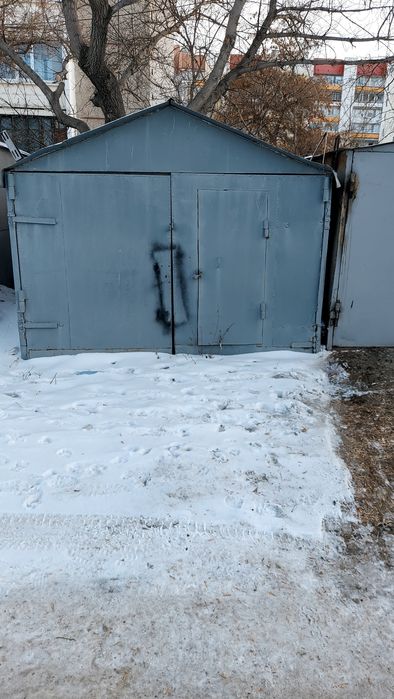 Продам металлический гараж