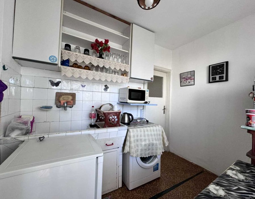 Продава се Двустаен апартамент в Русе, Здравец Изток - 61 кв.м за 1132 €/кв.м - Снимка #5