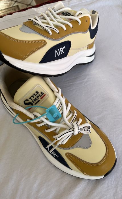 Кроссовки кожаные