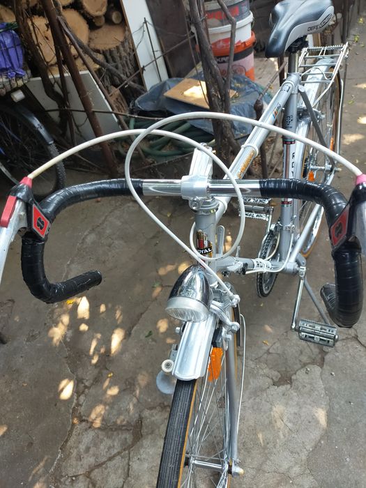 Bicicleta Royal pe 28 semicursiera fuul shimano.
