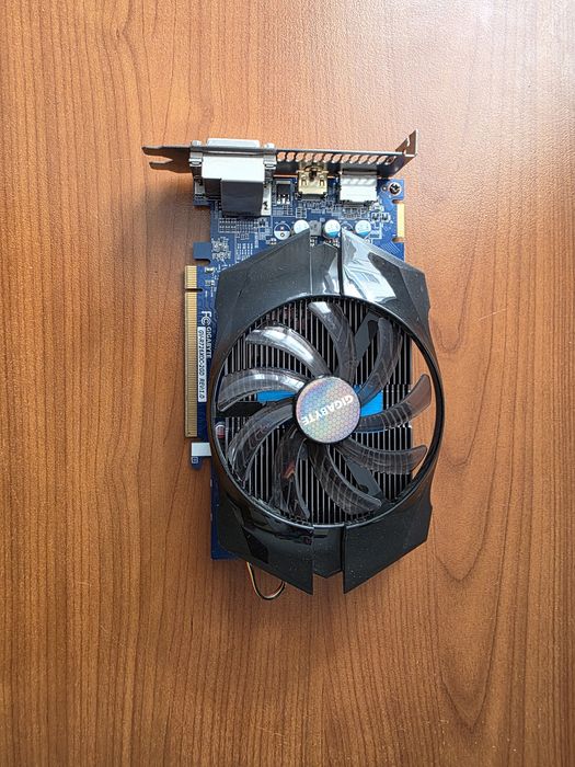 Видео карта ,Gigabyte R7 260 OC , 2gb