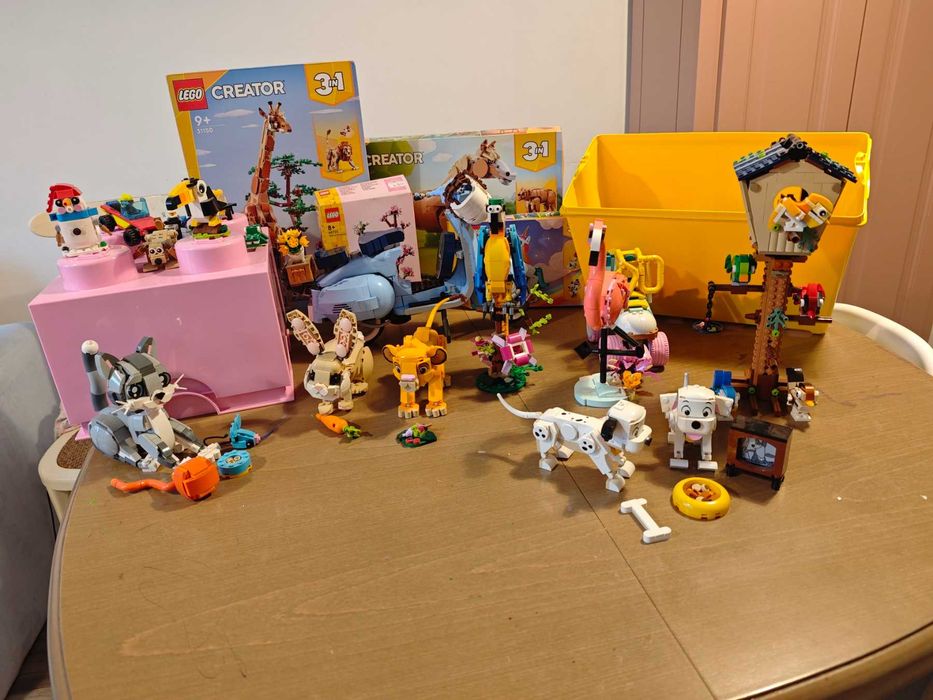 Продавам голям комплект от лего, с книжките, кутиите, LEGO