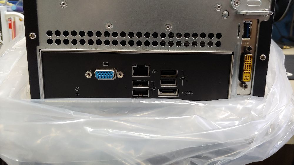 Bosch Divar 3000 / Inregistrator video IP 32 canale / Nou