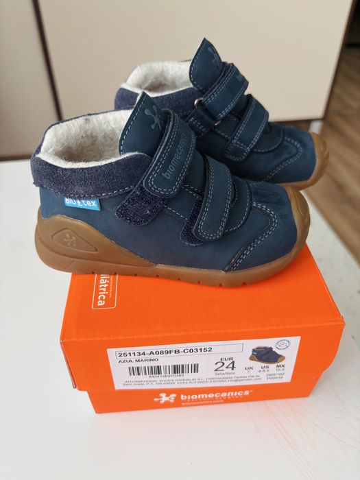 Vand ghete Biomecanics, marimea 24