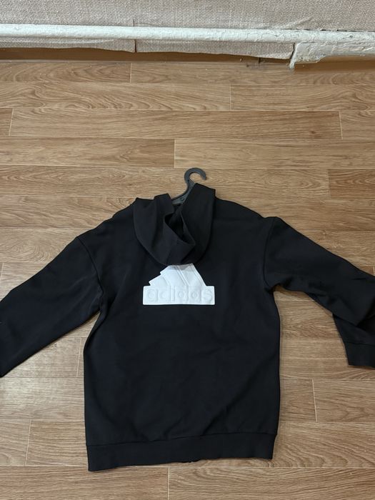 Продам Кофты адидас