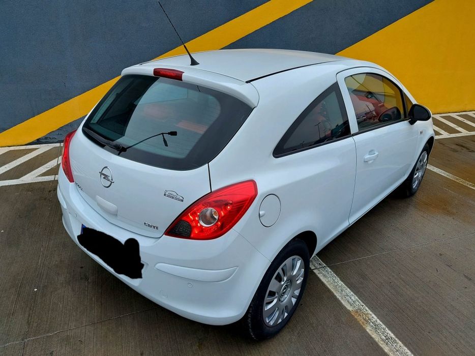 Opel corsa D cutie automata