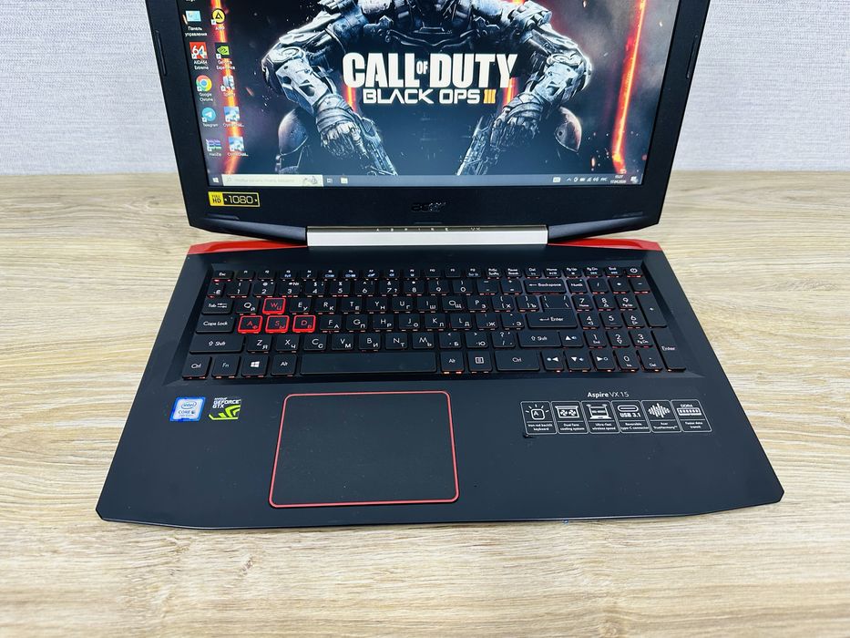 ACER Core i7-8 Ядерный, Мощный, Премиум Игравой ноутбук для Игр и IT