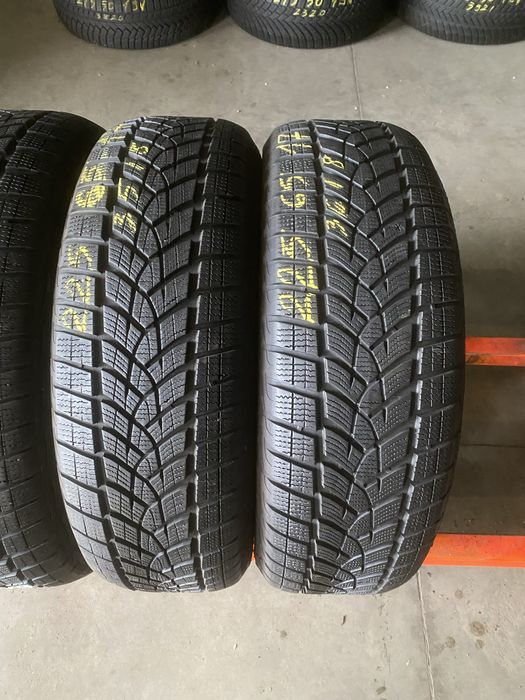 Anvelope iarna 215/65/17 Goodyear Ultra Grip Performance 215 65 17 R17