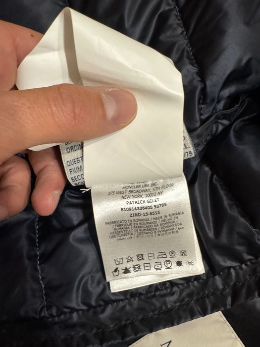 Moncler елек с качулка