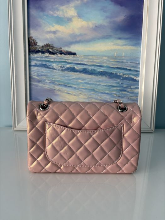 Дамска чанта – CHNL + подарък