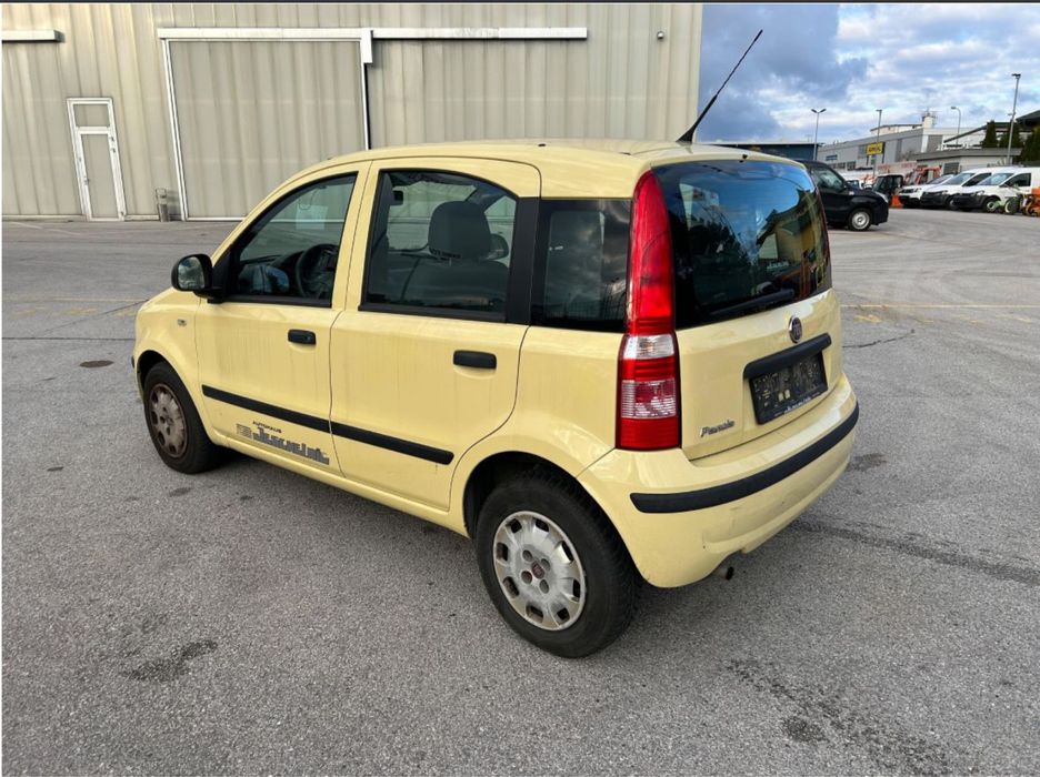 Vând fiat panda.