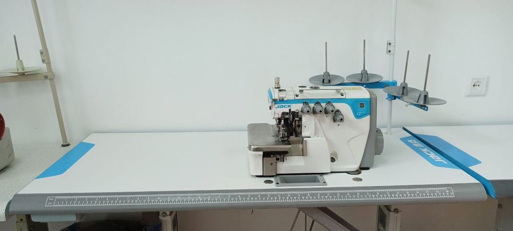 Ideal xolatdagi tikuv mashinasi