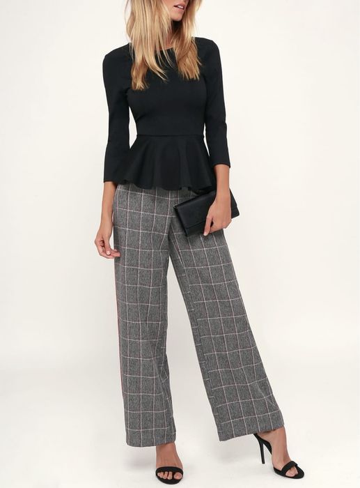 Женская черная кофточка с баской. Размер XS