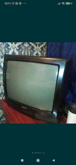 Продается рабочий телевизор  Филлипс  и DVD