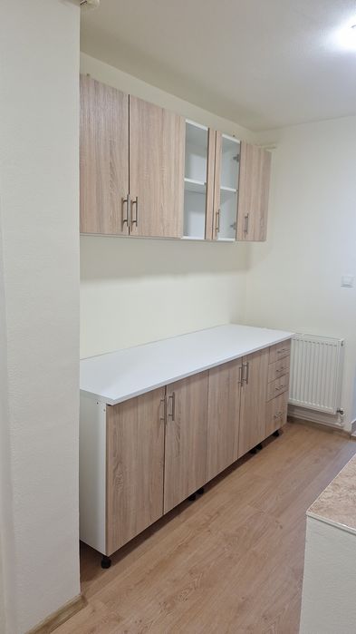 Închiriez apartament cu două camere