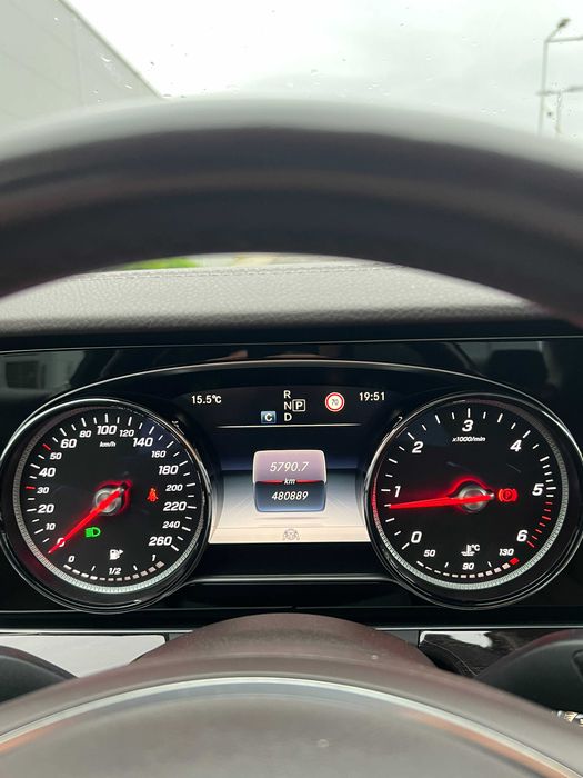 Mercedes-Benz E 220d 4MATIC (W213) – 2018