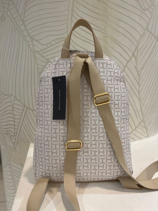Новый рюкзак Tommy Hilfiger