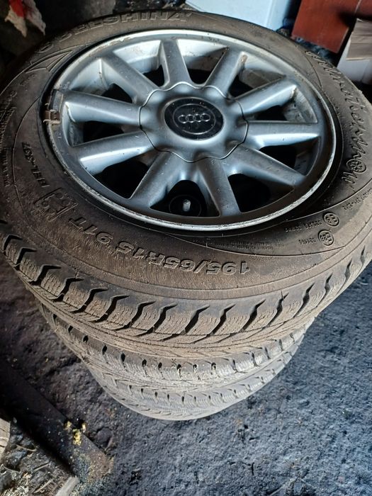 Продам диски с резиной ауди 100 с 4
