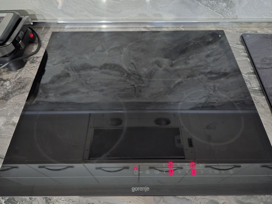 Стъклокетамичен котлон за вграждане Gorenje