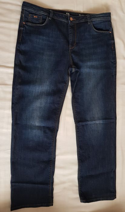 Vand blugi noi, straight