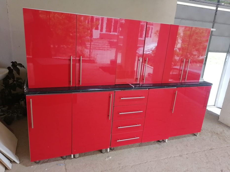 Кухонные гарнитур