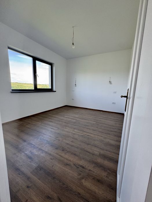 Locuinta premium,Botosani,intrare Curtesti, 5min Liceul Economic