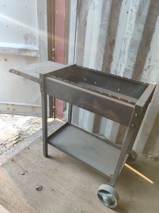 Мангал на колесах