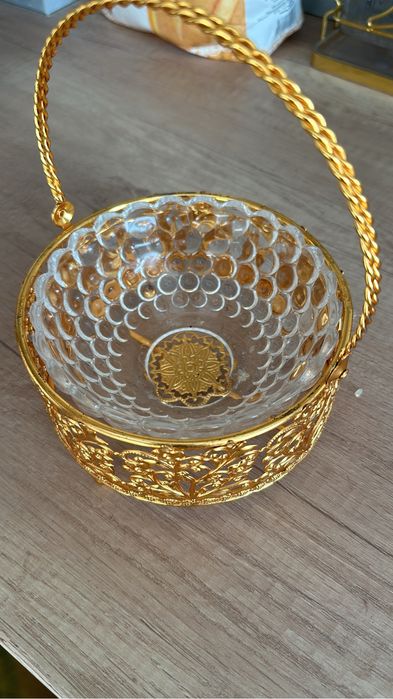 Продам конфетница