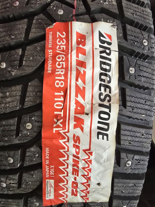 Шины 235/65 R18 шип Bridgestone Blizzak Spike-02