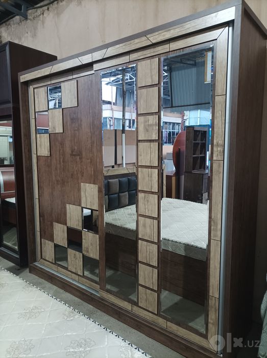 Продается спальный гарнитур