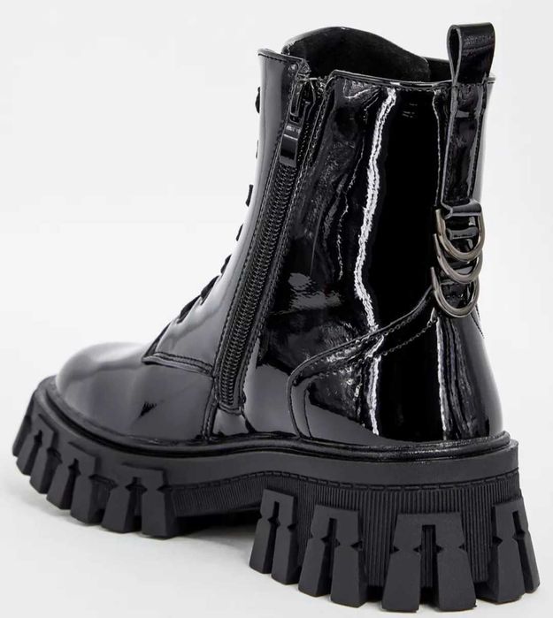 Ботинки 38й размер