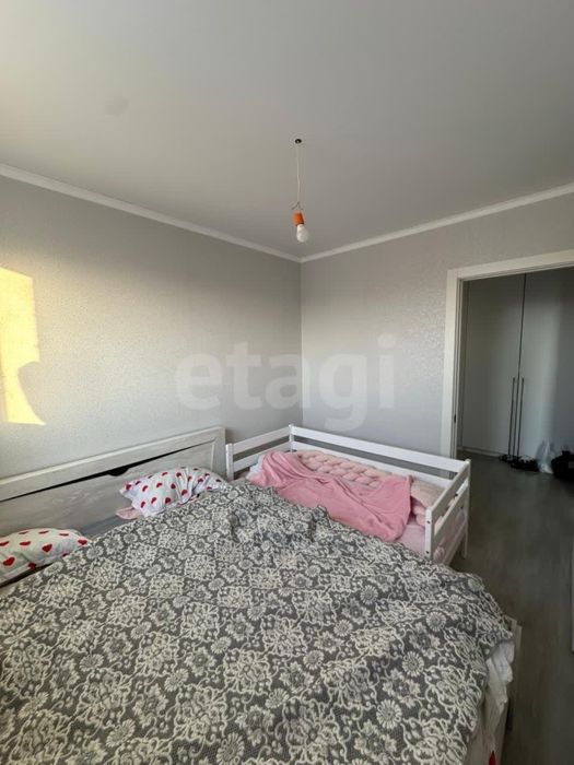 Продам 2 комнатную квартиру