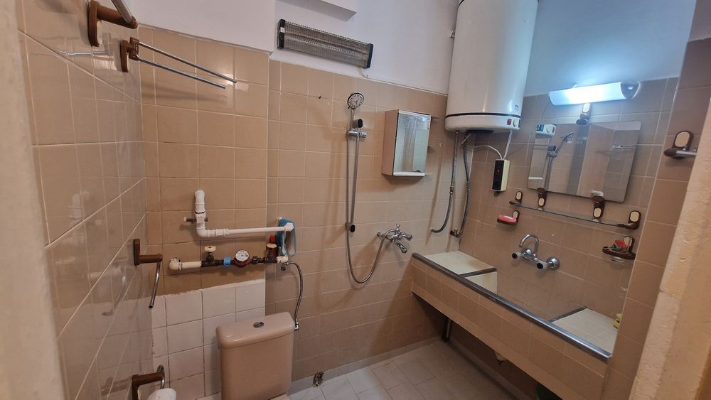 Дава се под наем Тристаен апартамент в Варна, Младост 1 - 60 кв.м за 306 € - Снимка #5